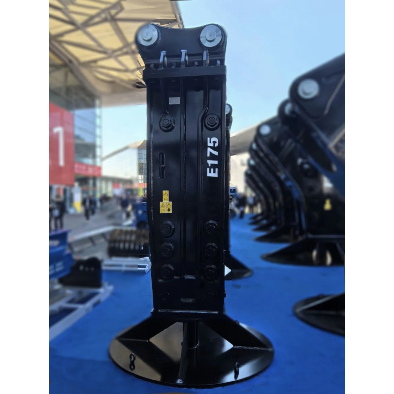 Heavy Equipment Breaker - E175 Hydraulic Breaker 35-40T Attachment Heavy